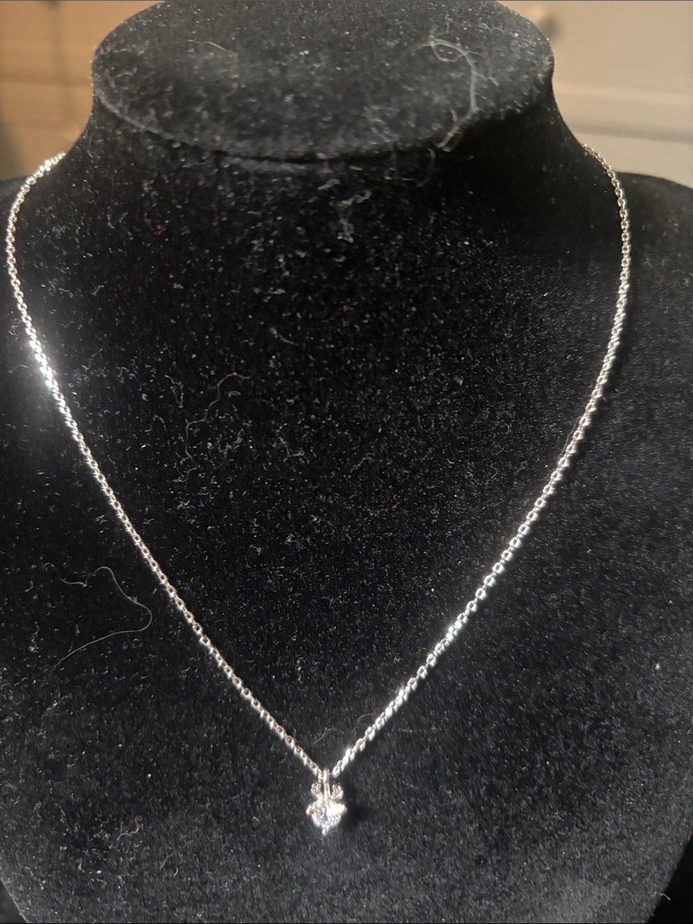 925 stamped delicate necklace with diamond-like small pendant